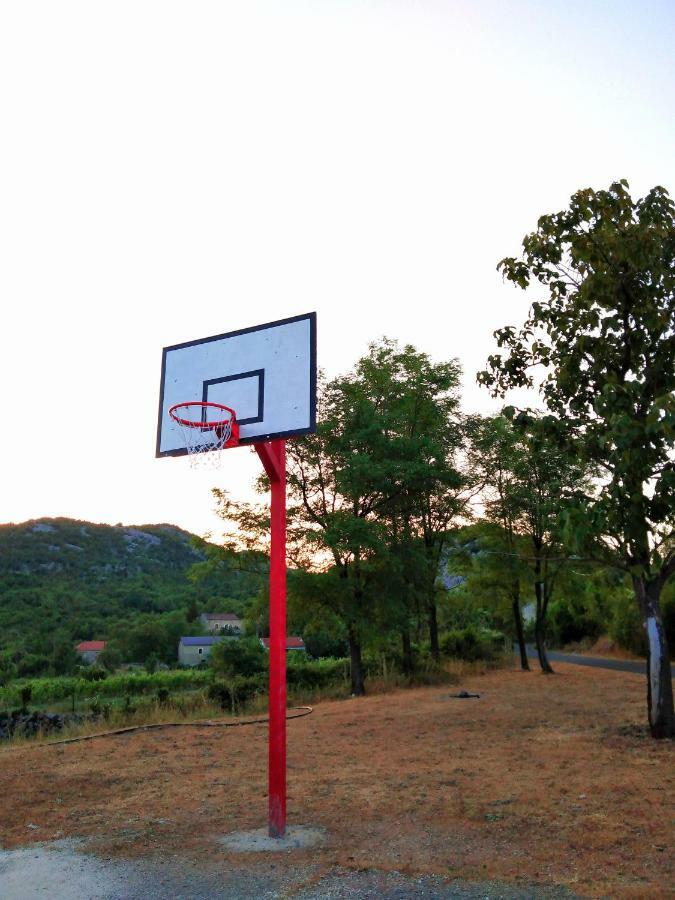 Country House "Lipa" Komarno Virpazar Exterior foto